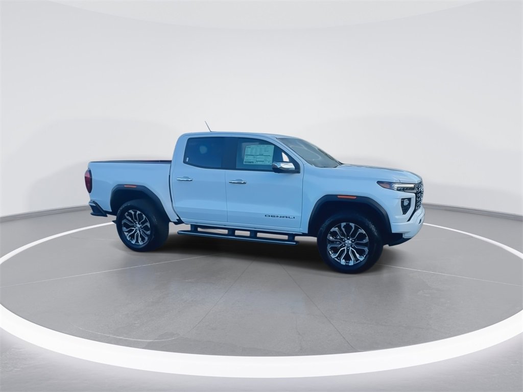 New 2026 GMC Canyon Denali image 2