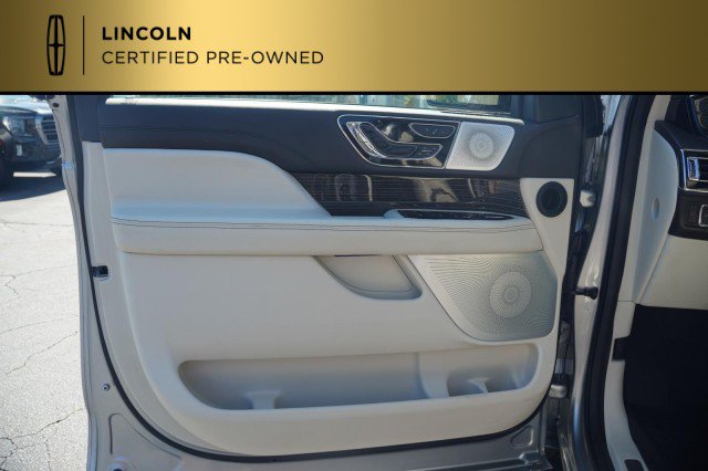Certified 2024 Lincoln Navigator Black Label AWD/4WD image 19