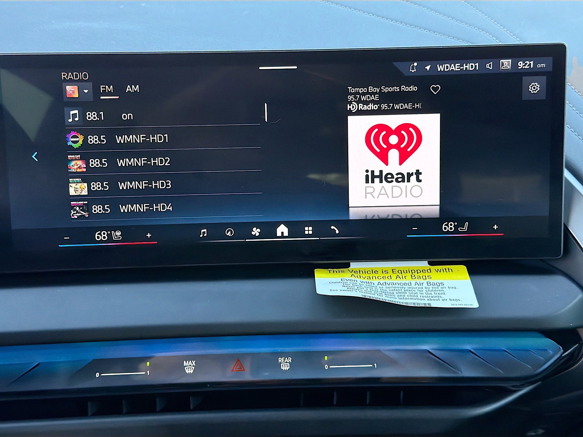 Used 2025 BMW X3 xDrive30i w/ Premium Package image 32