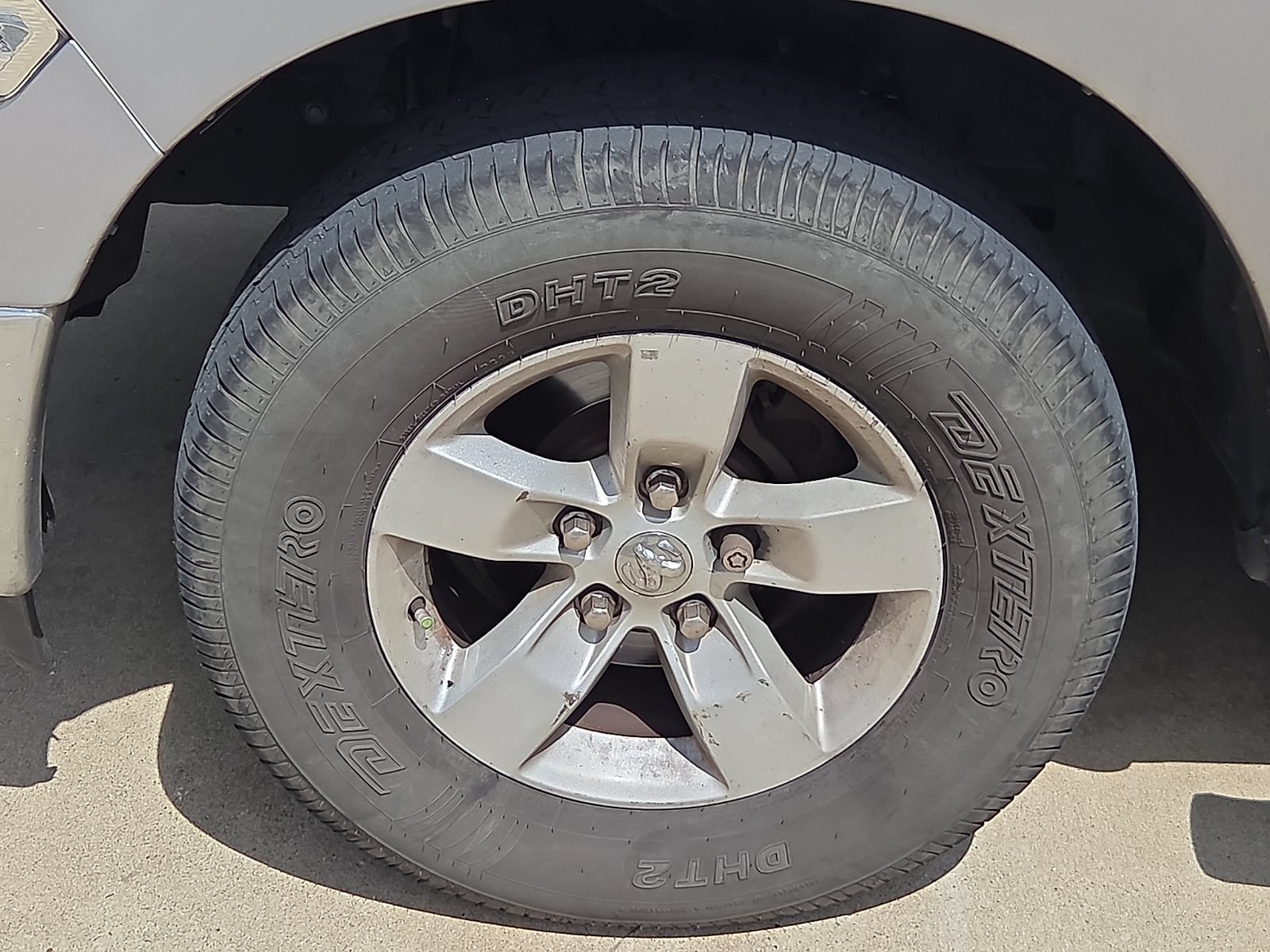 Used 2020 RAM 1500 Tradesman w/ Chrome Appearance Group RWD image 3
