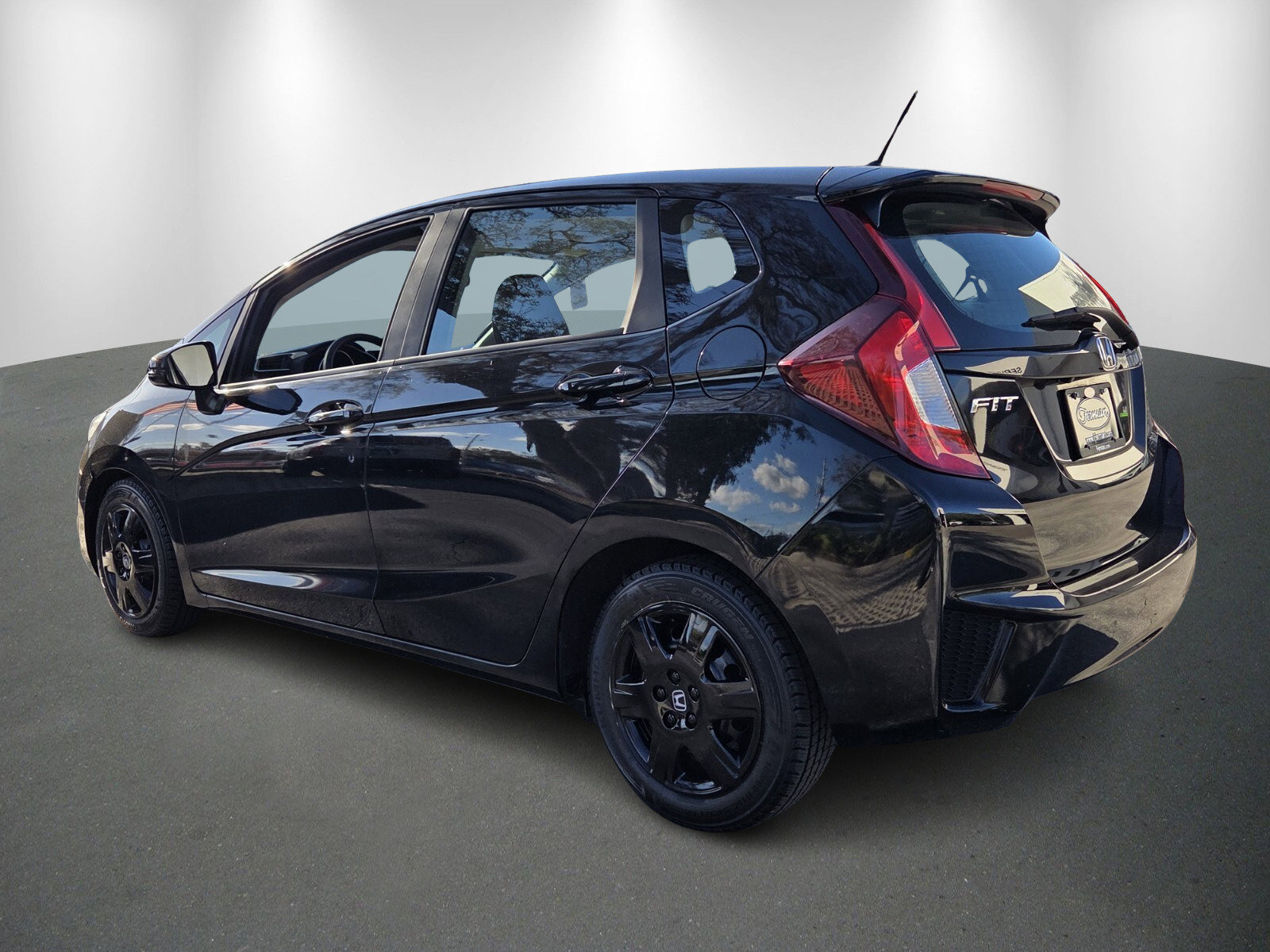 Used 2015 Honda Fit LX image 5