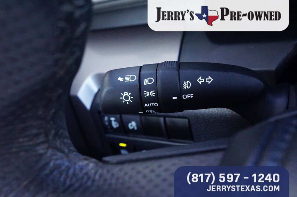 Used 2024 Toyota Tacoma TRD Off-Road image 16