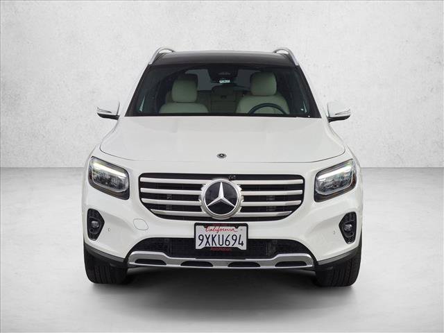 Used 2026 Mercedes-Benz GLB 250 4MATIC image 2