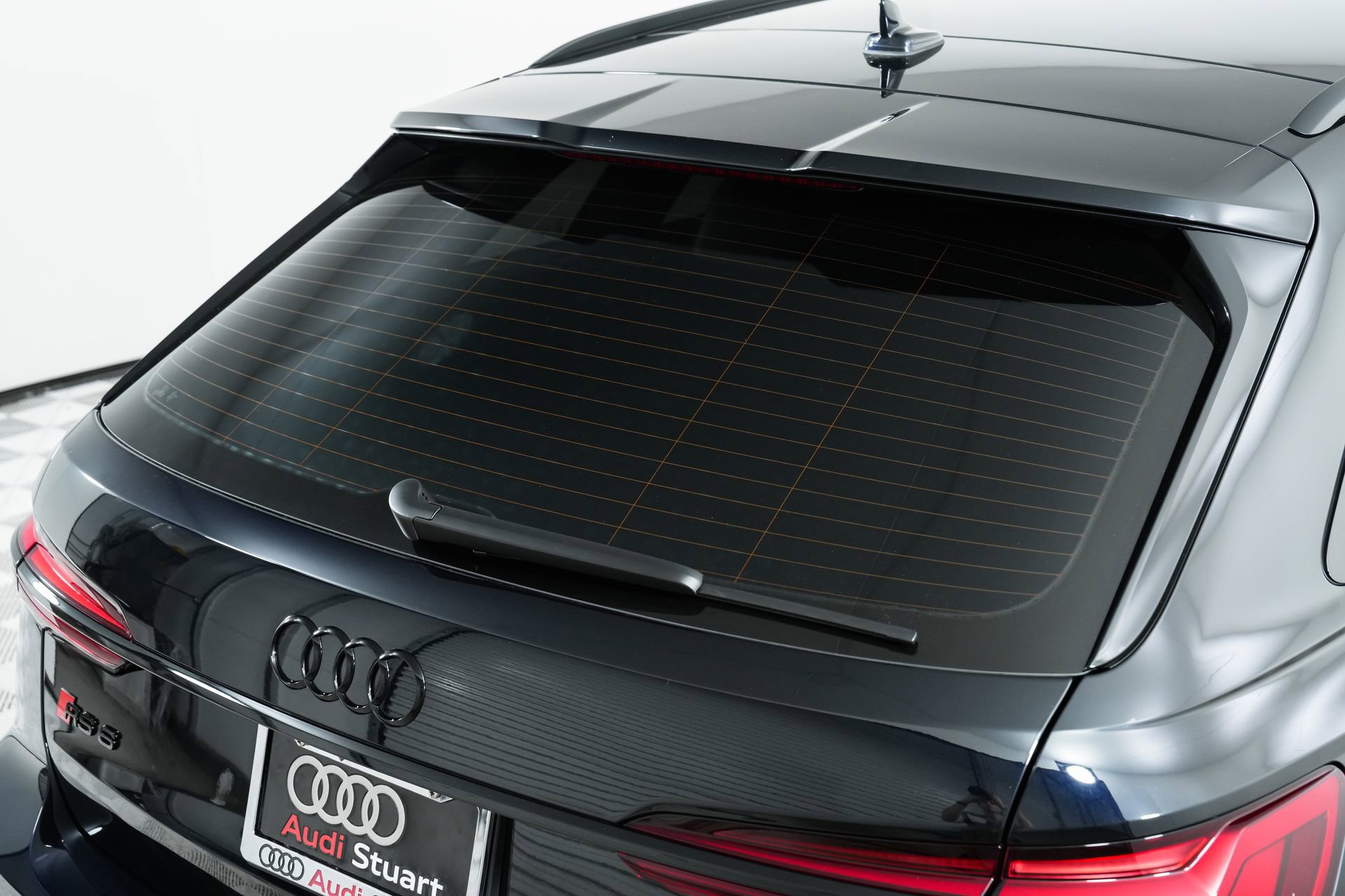 Used 2024 Audi RS 6 performance w/ Matte Carbon Package image 53