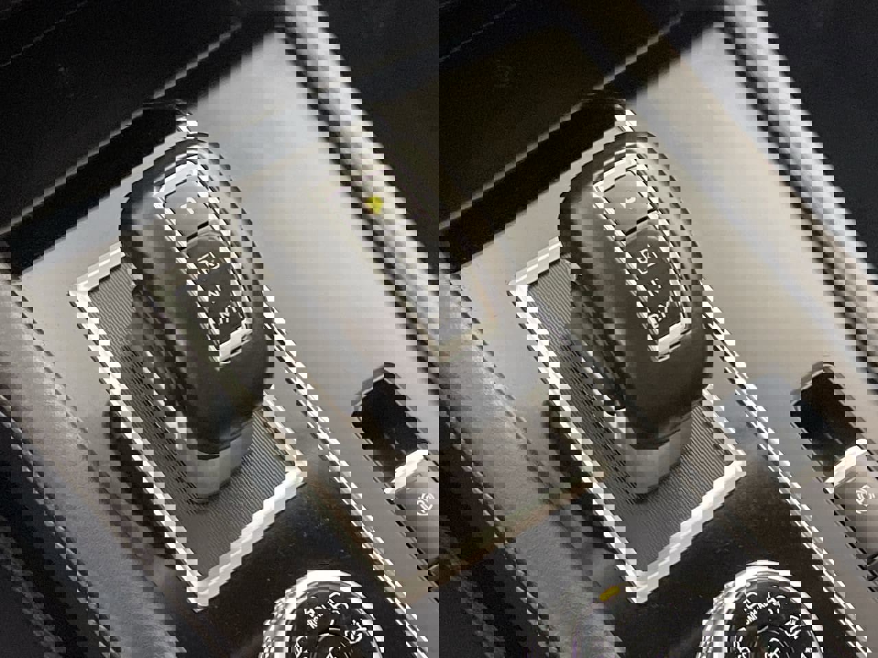 Used 2024 Mitsubishi Outlander SE image 16