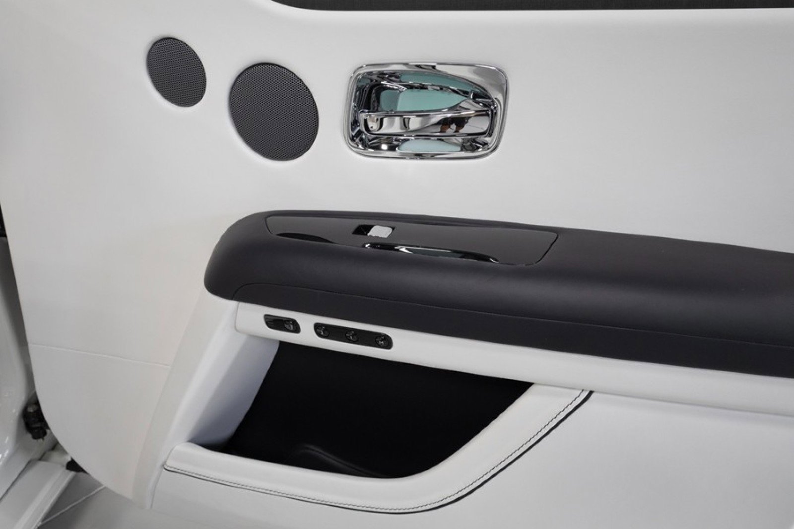 Used 2022 Rolls-Royce Ghost w/ Ghost Package AWD/4WD image 53