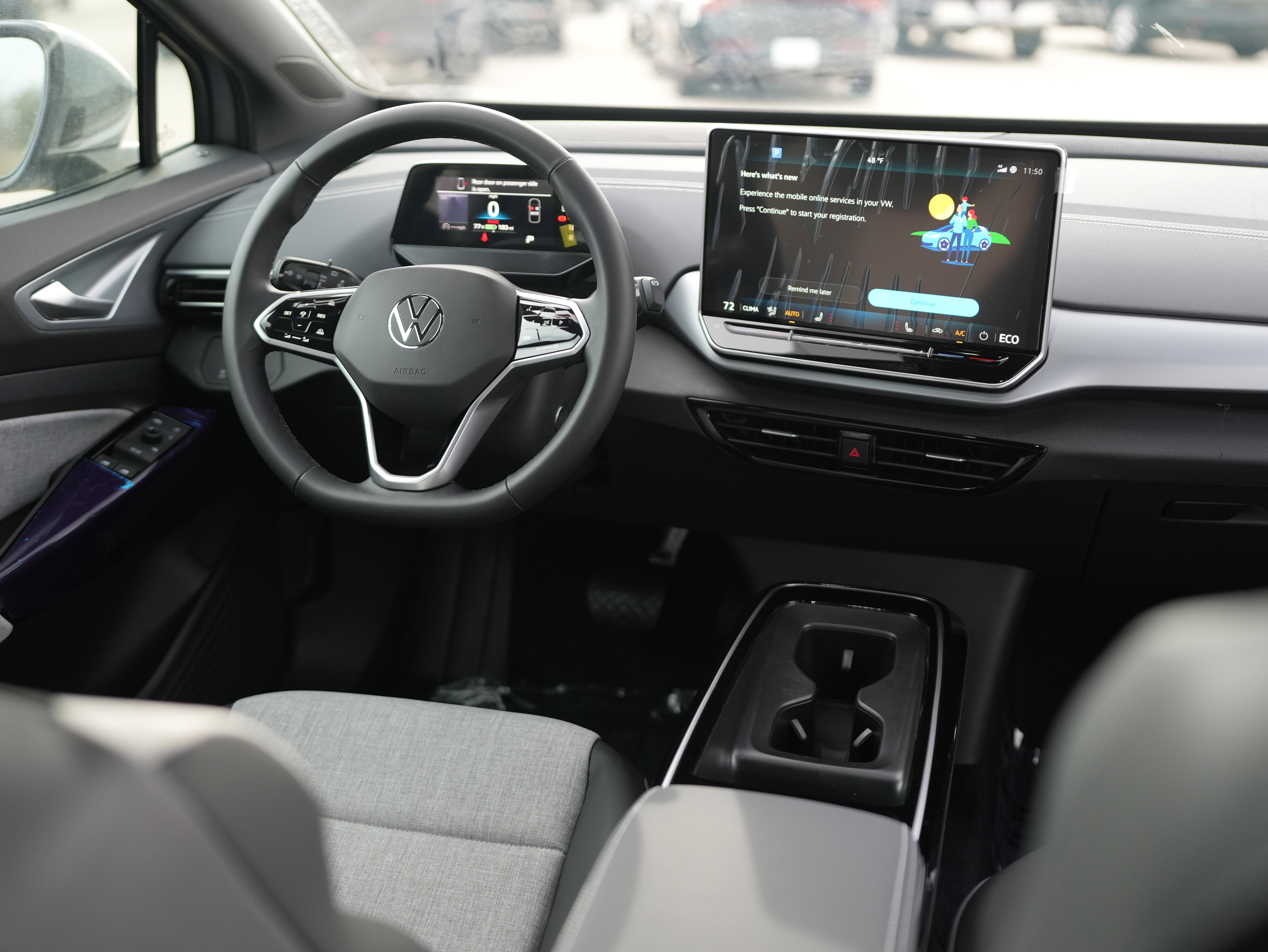 New 2025 Volkswagen ID.4 Pro image 25