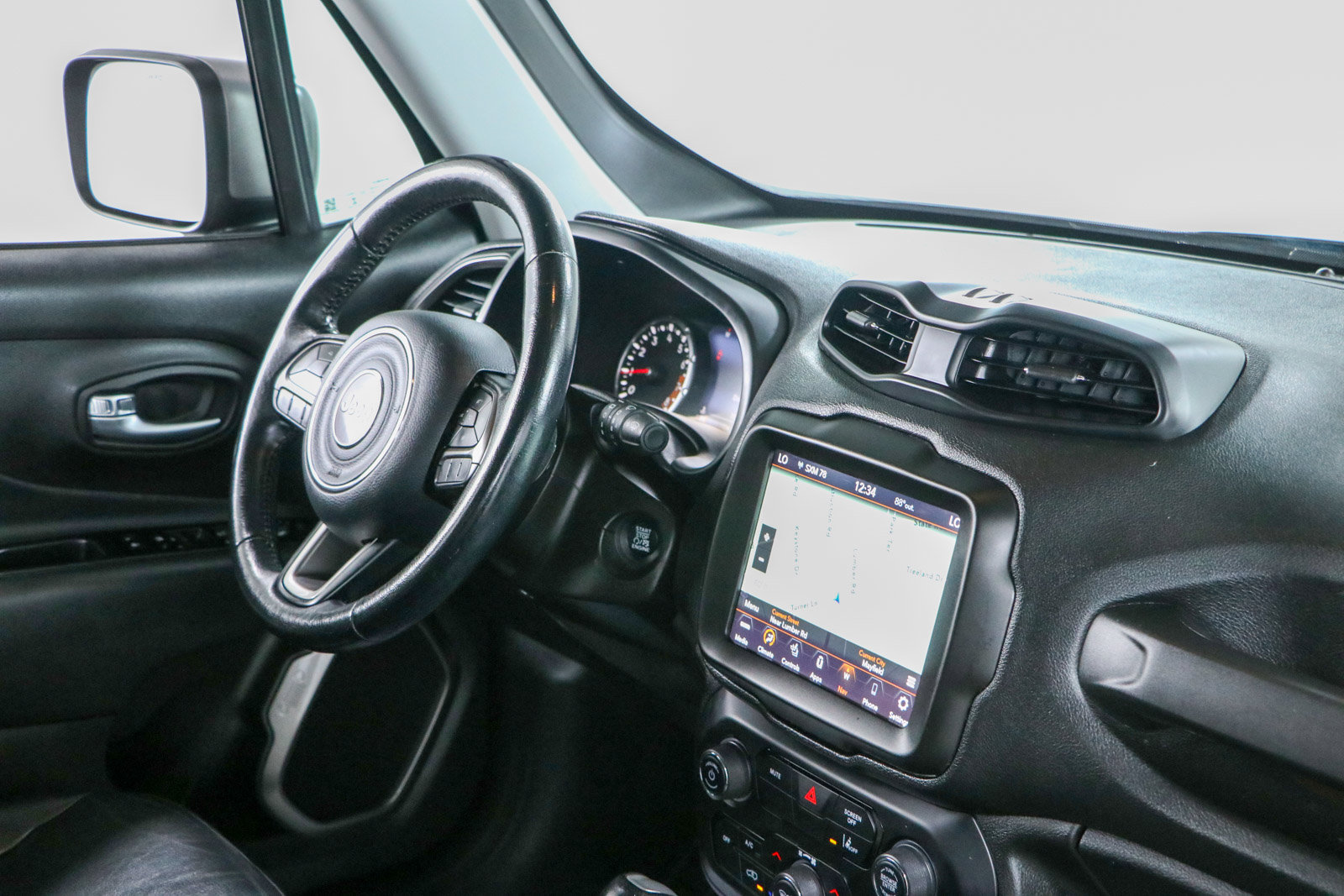 Used 2021 Jeep Renegade Limited AWD/4WD image 25