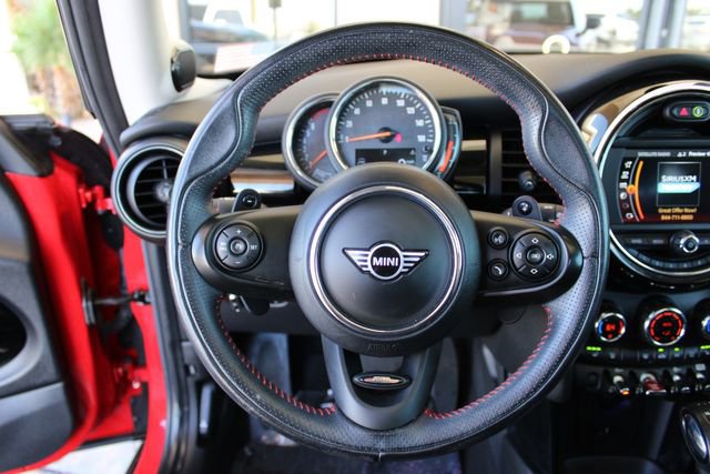 Used 2019 MINI Cooper S w/ Premium Package FWD image 14