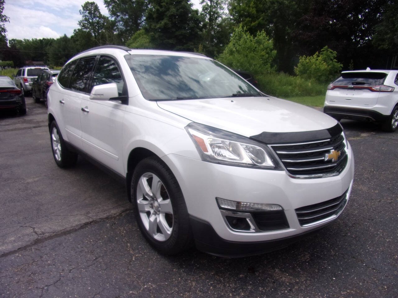 Used 2017 Chevrolet Traverse LT w/ Style and Technology Package AWD/4WD image 7