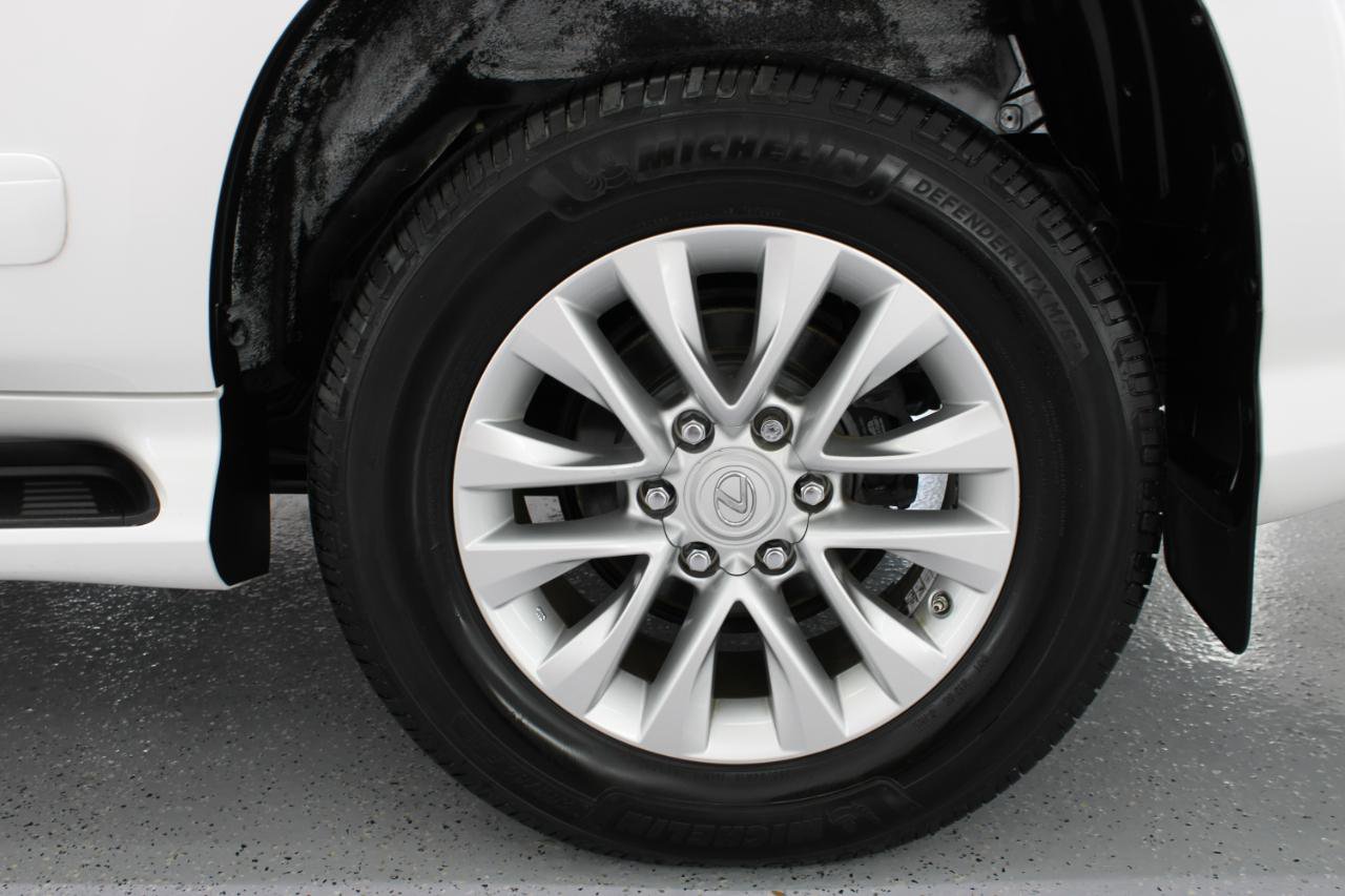 Used 2017 Lexus GX 460 Premium image 82