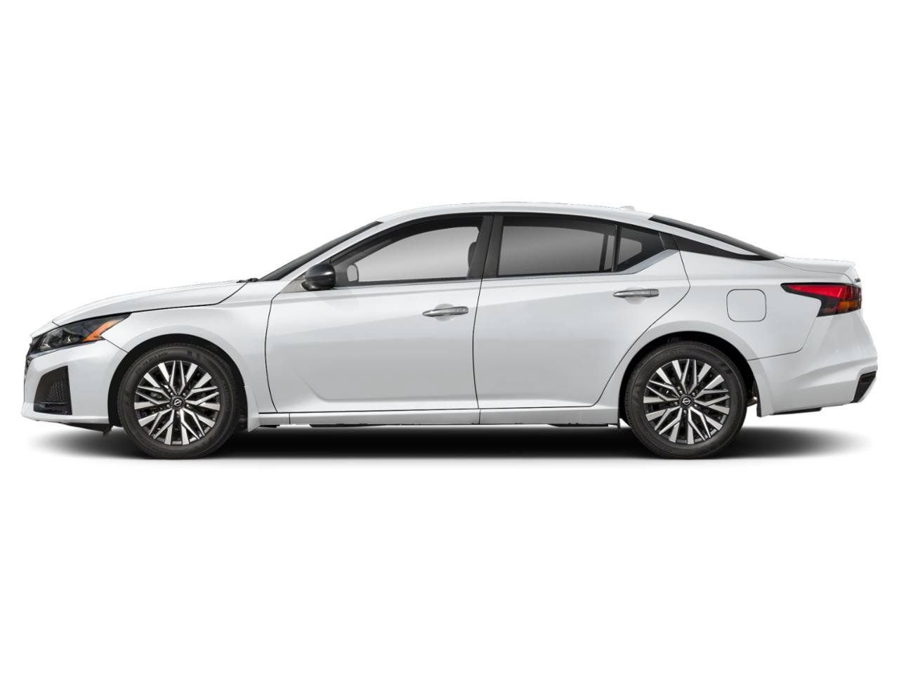 Used 2025 Nissan Altima 2.5 SV FWD image 3