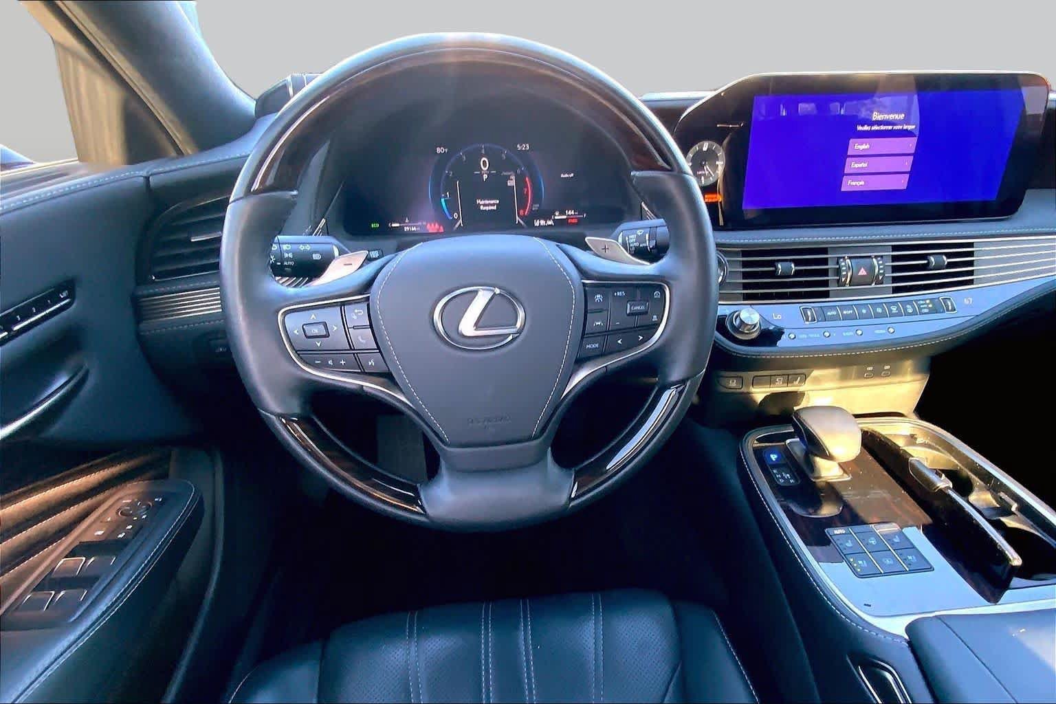 Used 2024 Lexus LS 500 w/ Interior Upgrade Package RWD image 5