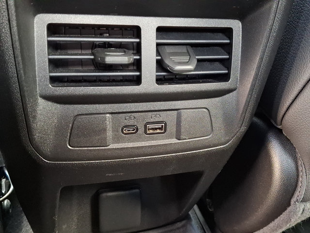 Used 2023 GMC Canyon Denali AWD/4WD image 11