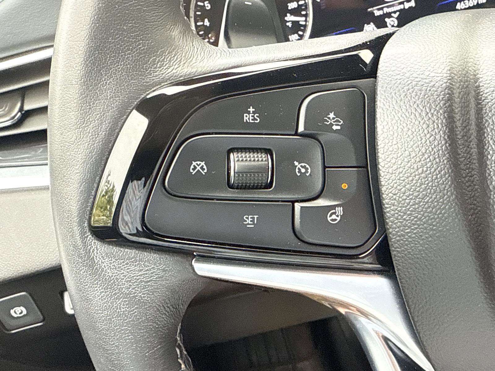 Used 2022 Buick Enclave Premium w/ Experience Buick Package image 21