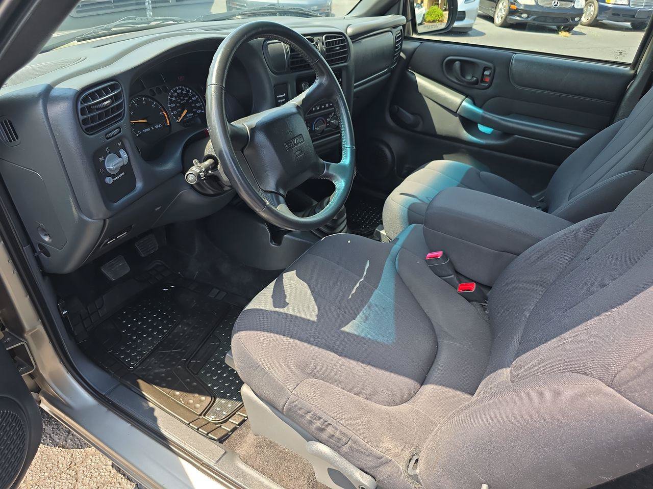 Used 2003 GMC Sonoma SLS RWD image 4