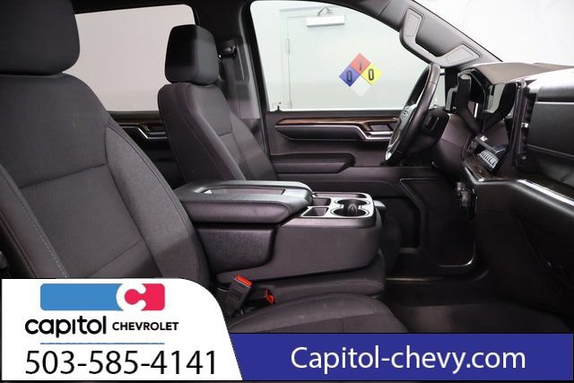 Used 2024 Chevrolet Silverado 1500 RST AWD/4WD image 25