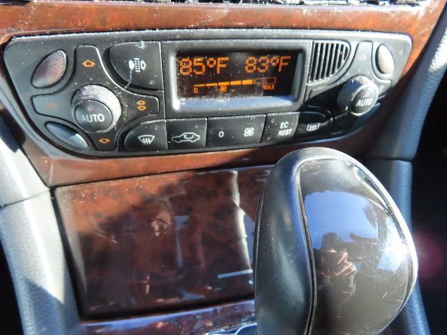 Used 2002 Mercedes-Benz C 320 Sedan image 22