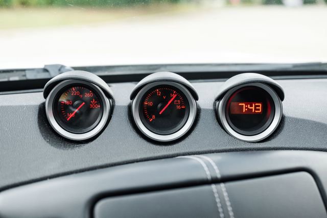 Used 2011 Nissan 370Z Touring w/ Sport Pkg image 14