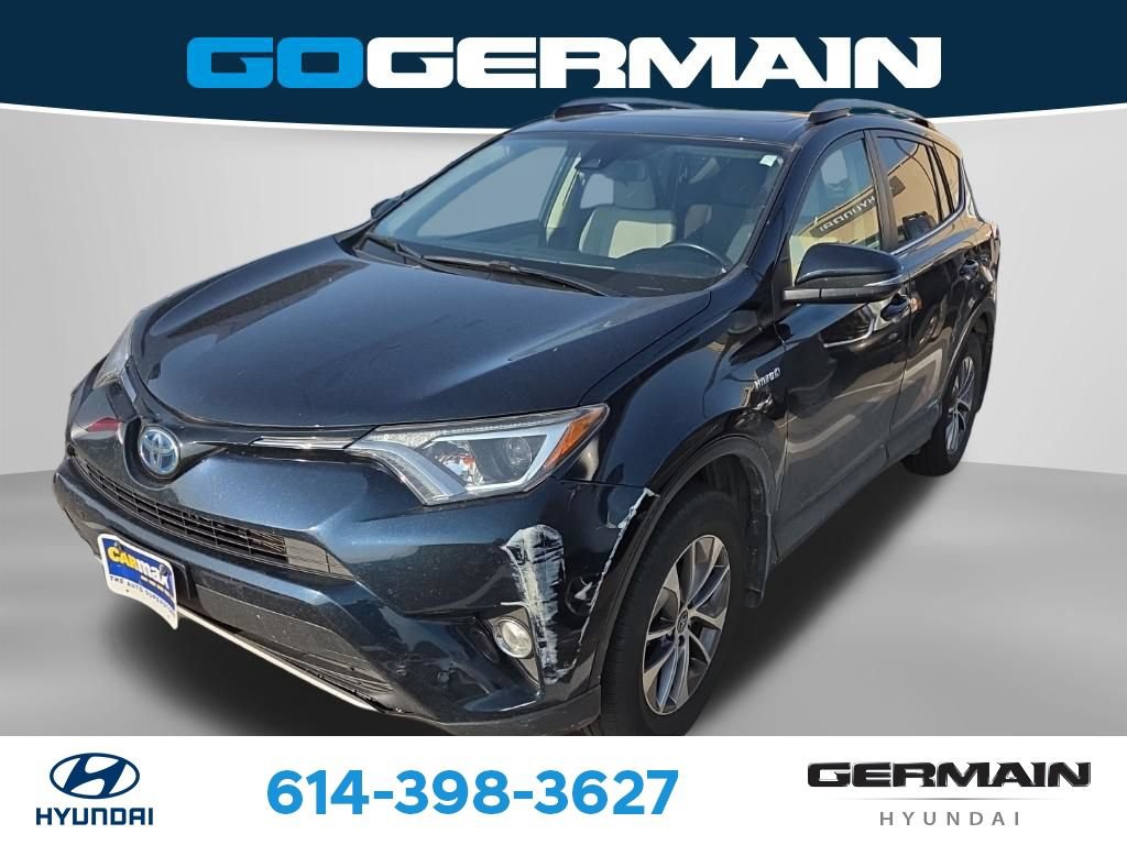 Used 2018 Toyota RAV4 XLE w/ Convenience Package AWD/4WD image 4