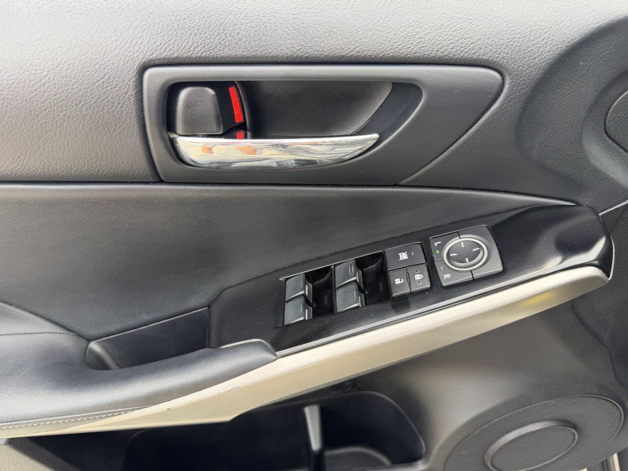 Used 2014 Lexus IS 250 AWD w/ Navigation Package image 28