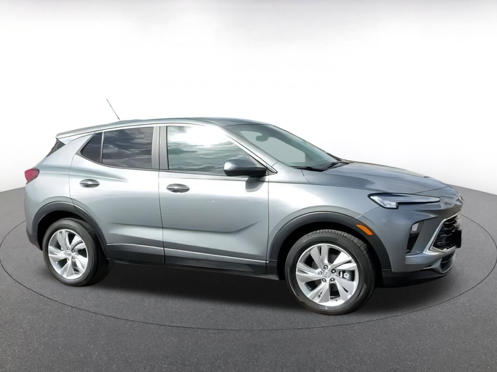 Used 2025 Buick Encore GX Preferred image 16