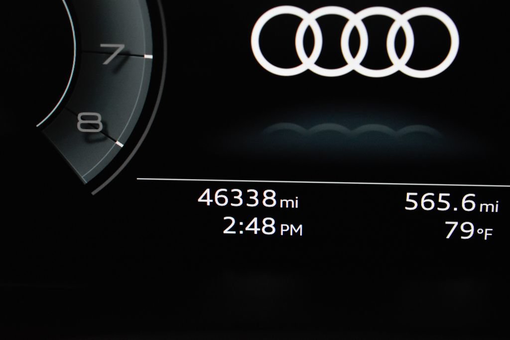 Used 2023 Audi A6 2.0T Premium w/ Convenience Package AWD/4WD image 32