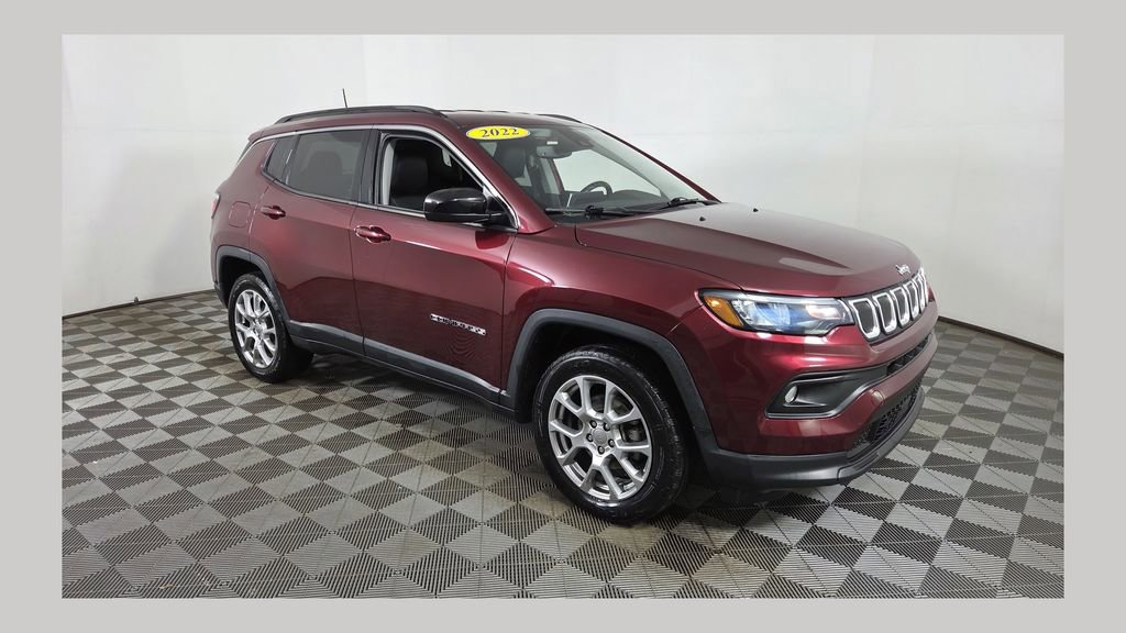 Used 2022 Jeep Compass Latitude AWD/4WD image 1
