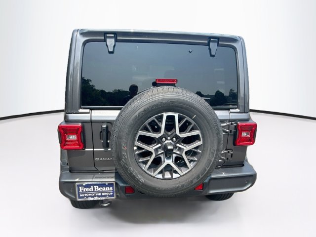 New 2026 Jeep Wrangler Unlimited Sahara AWD/4WD image 6