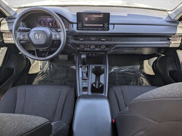 Used 2023 Honda Accord EX image 17