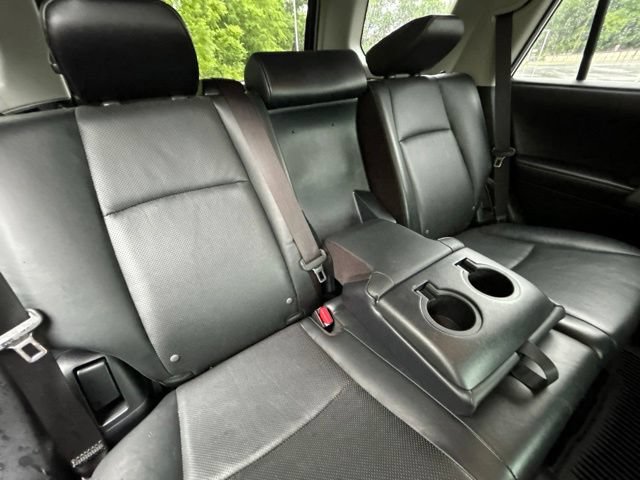 Used 2018 Toyota 4Runner Limited AWD/4WD image 30