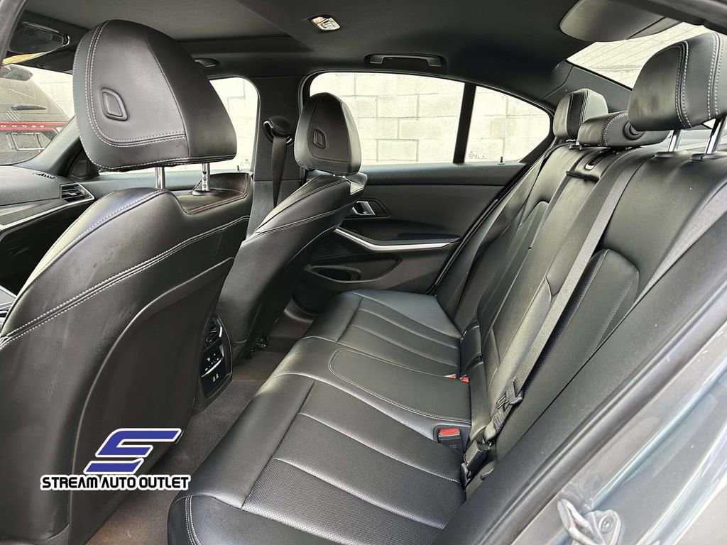 Used 2024 BMW 330i xDrive Sedan image 12