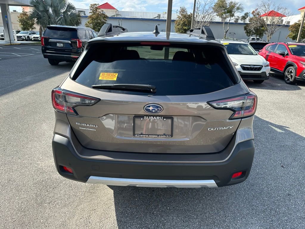 Used 2023 Subaru Outback Limited image 6