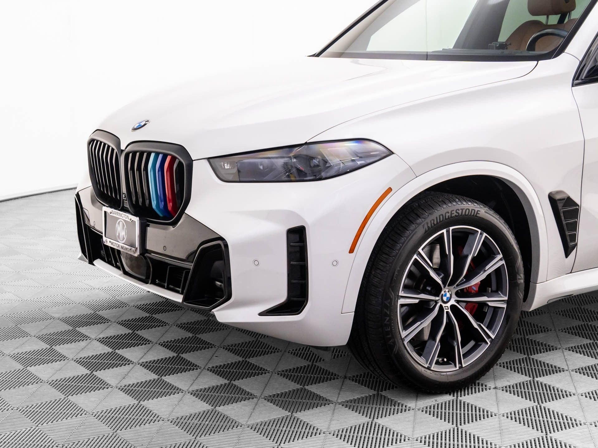 Used 2024 BMW X5 xDrive40i w/ M Sport Package image 37