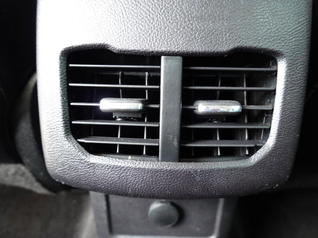 Used 2018 Ford Fusion Titanium image 21