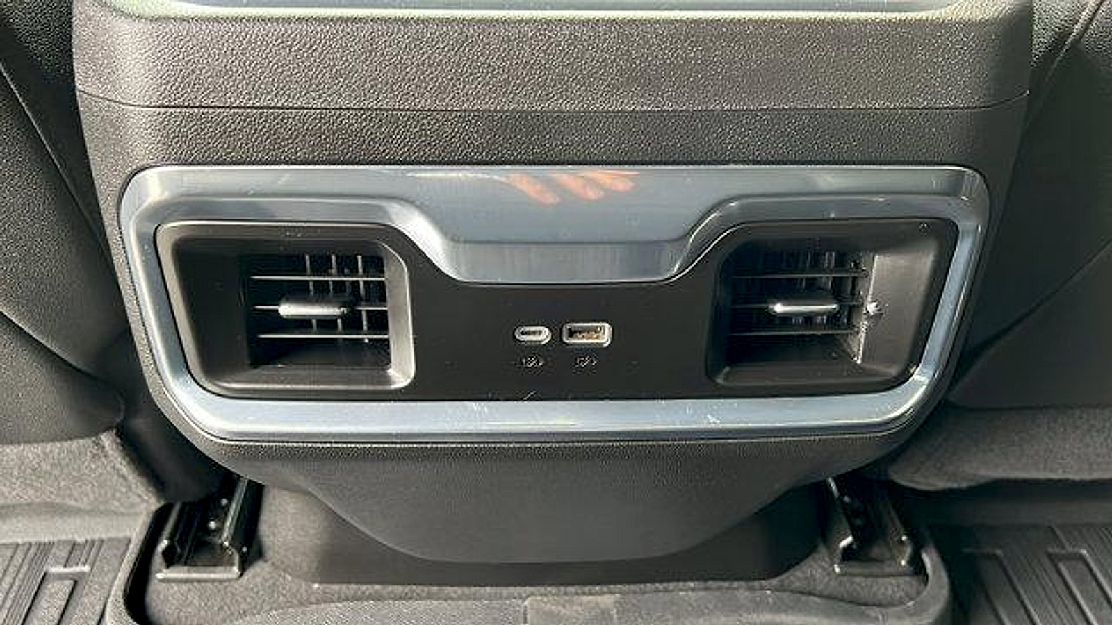 Certified 2024 GMC Sierra 2500 SLT w/ SLT Convenience Package image 17