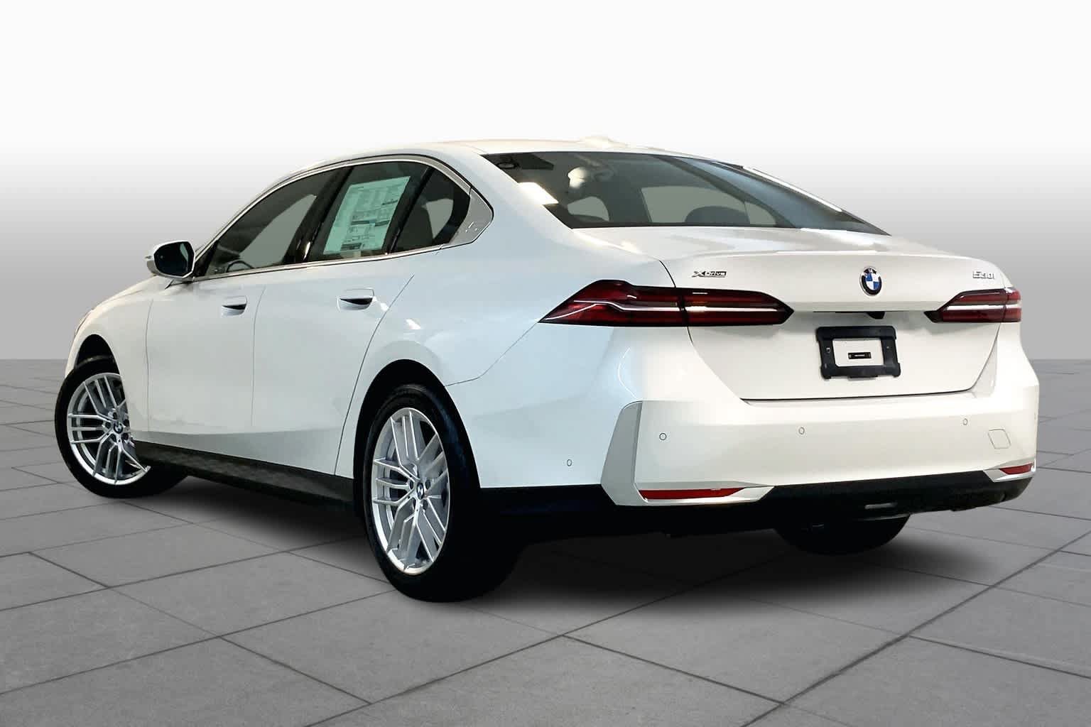 New 2024 BMW 530i xDrive w/ M Sport Package AWD/4WD image 12