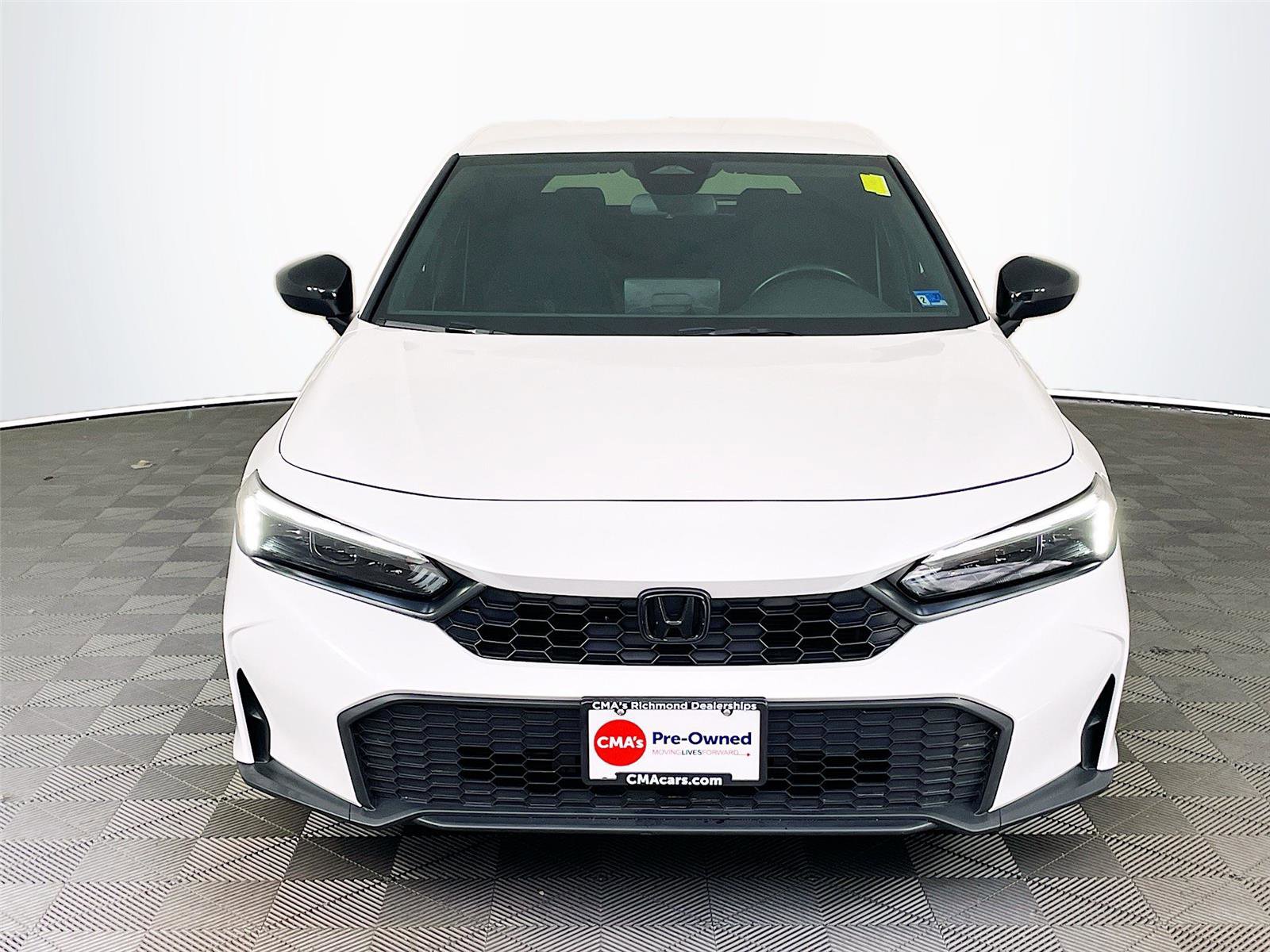 Used 2025 Honda Civic Sport image 2