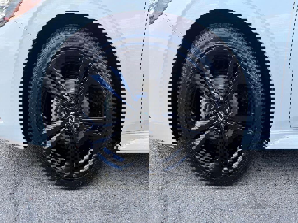 Used 2021 Nissan Sentra SR w/ SR Premium Package image 35