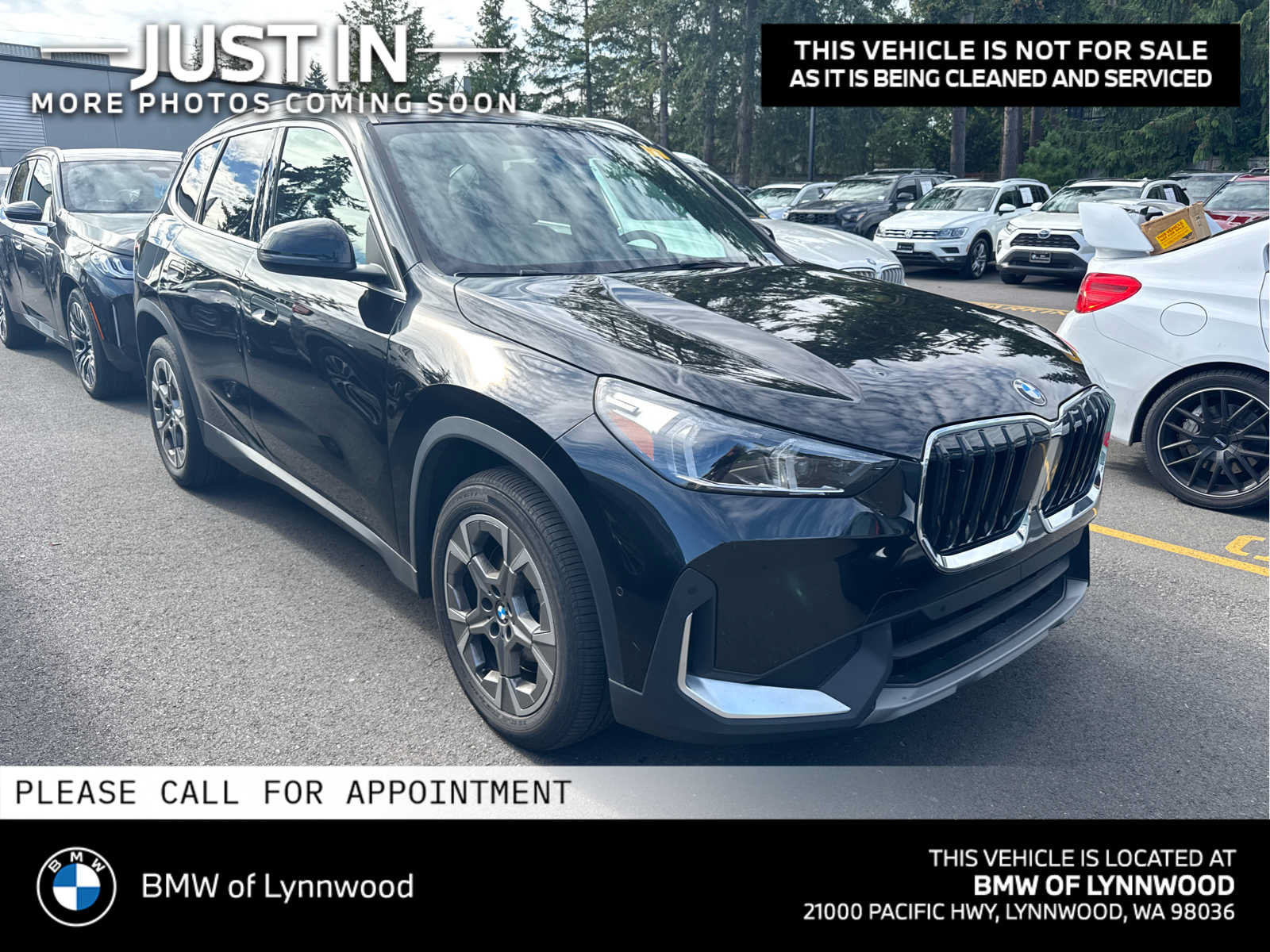 Used 2023 BMW X1 xDrive28i AWD/4WD image 1