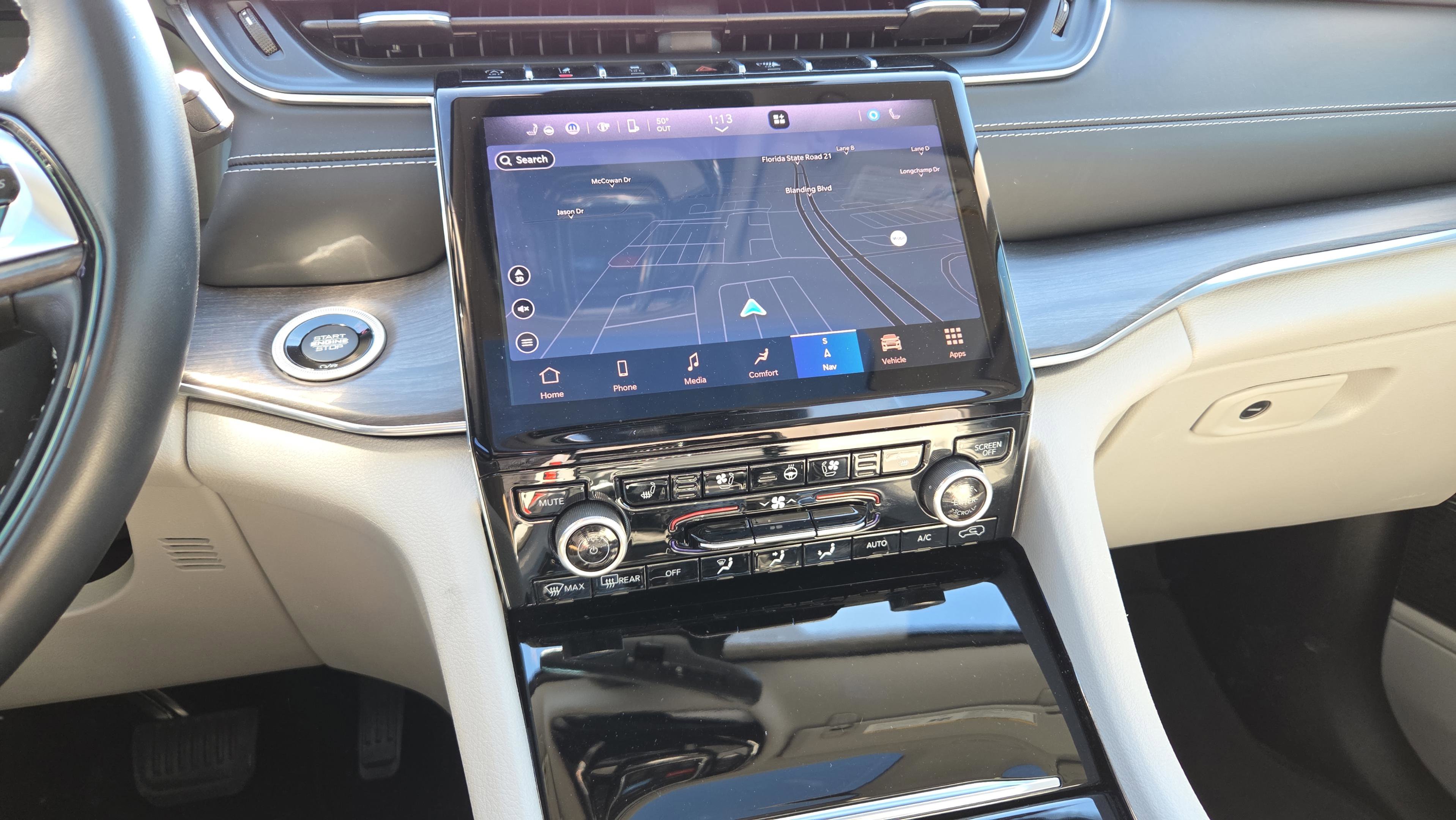 Used 2023 Jeep Grand Cherokee Overland w/ Adv Protech Group III image 30