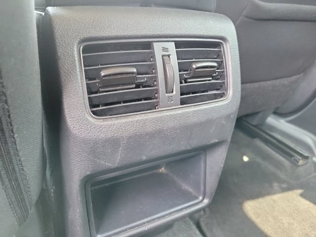 Used 2024 Nissan Rogue S AWD/4WD image 12