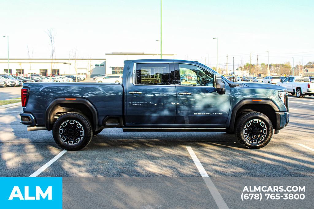 Used 2025 GMC Sierra 2500 Denali Ultimate AWD/4WD image 10
