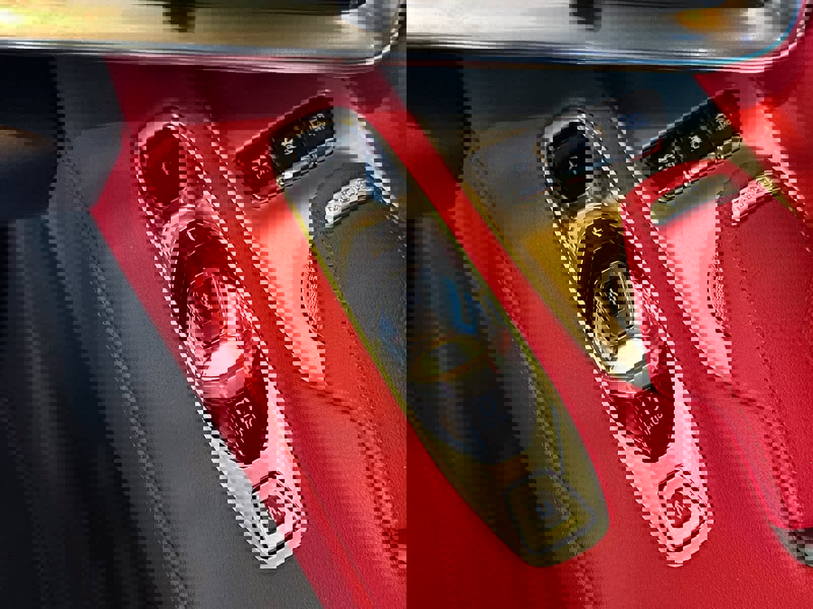 New 2025 Chevrolet Corvette E-Ray image 17