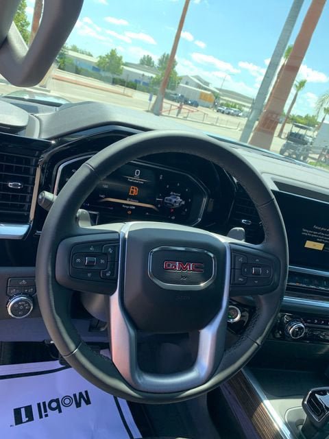 New 2026 GMC Sierra 1500 Elevation w/ Preferred Package AWD/4WD image 18