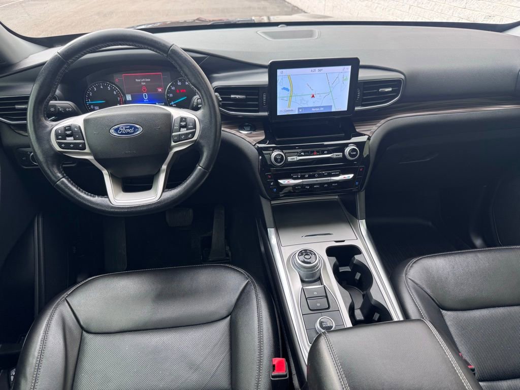 Certified 2022 Ford Explorer Limited w/ Equipment Group 301A image 32