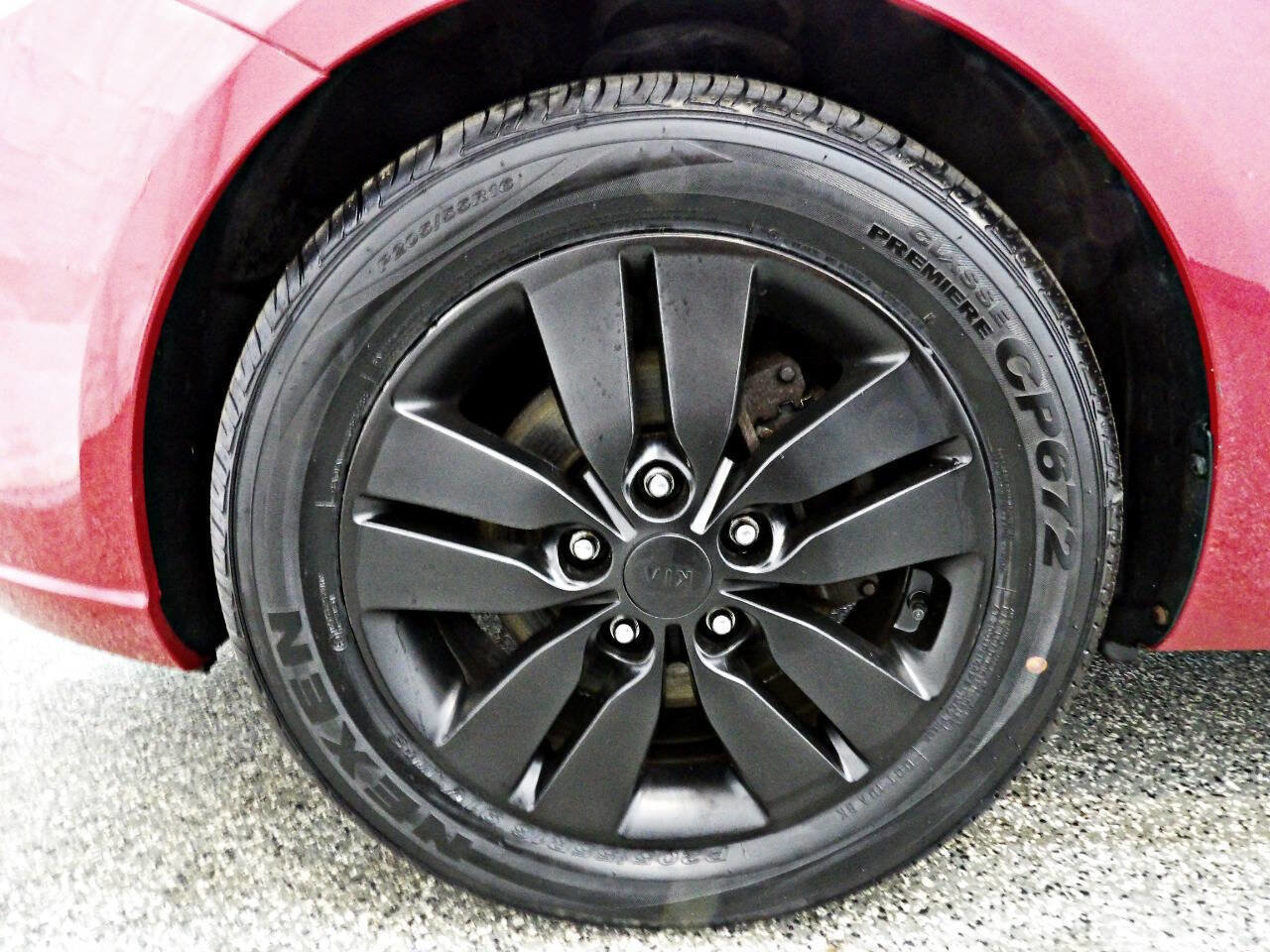 Used 2013 Kia Forte EX image 17