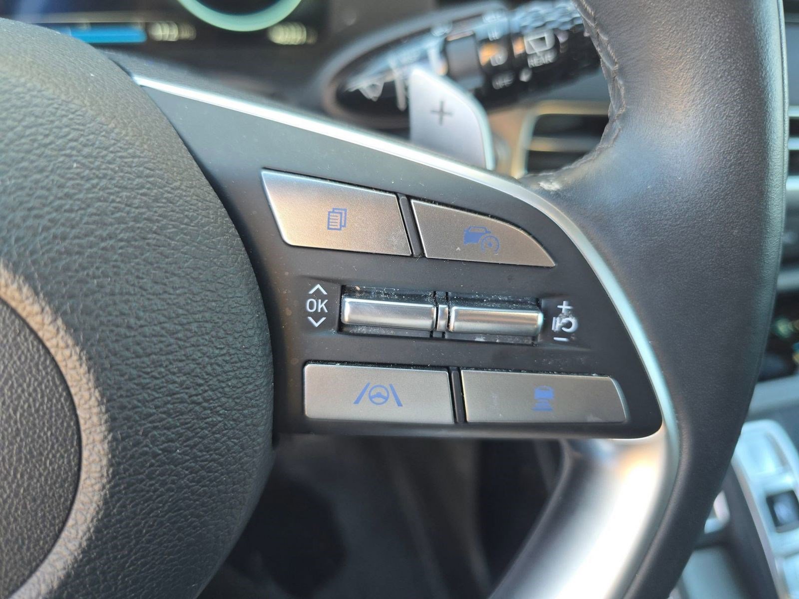 Used 2024 Hyundai Palisade Calligraphy image 19