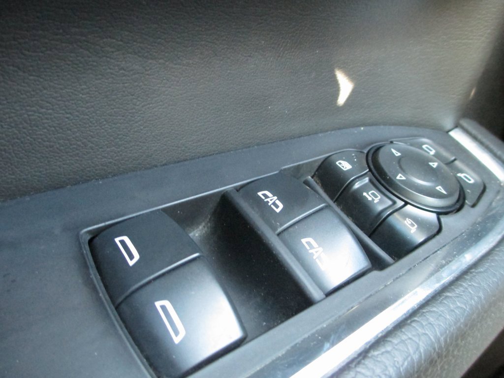 Certified 2024 GMC Sierra 3500 Denali w/ Denali Reserve Package image 30