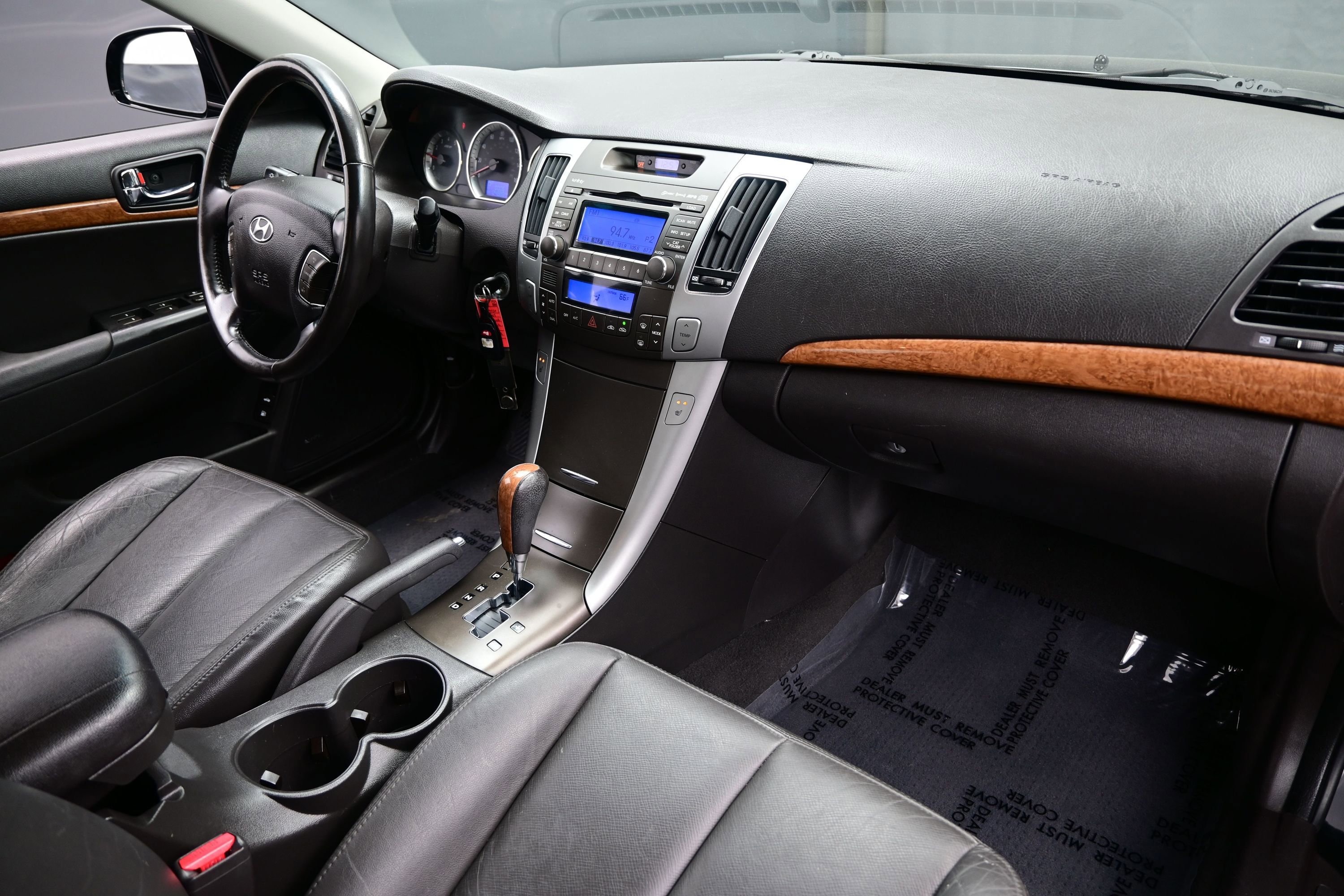 Used 2009 Hyundai Sonata Limited FWD image 13